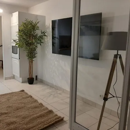 Studio Saint Aygulf ,Bord De Mer Appartement *